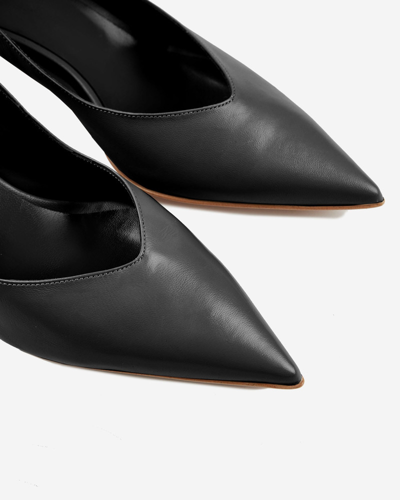 Leather pumps 3