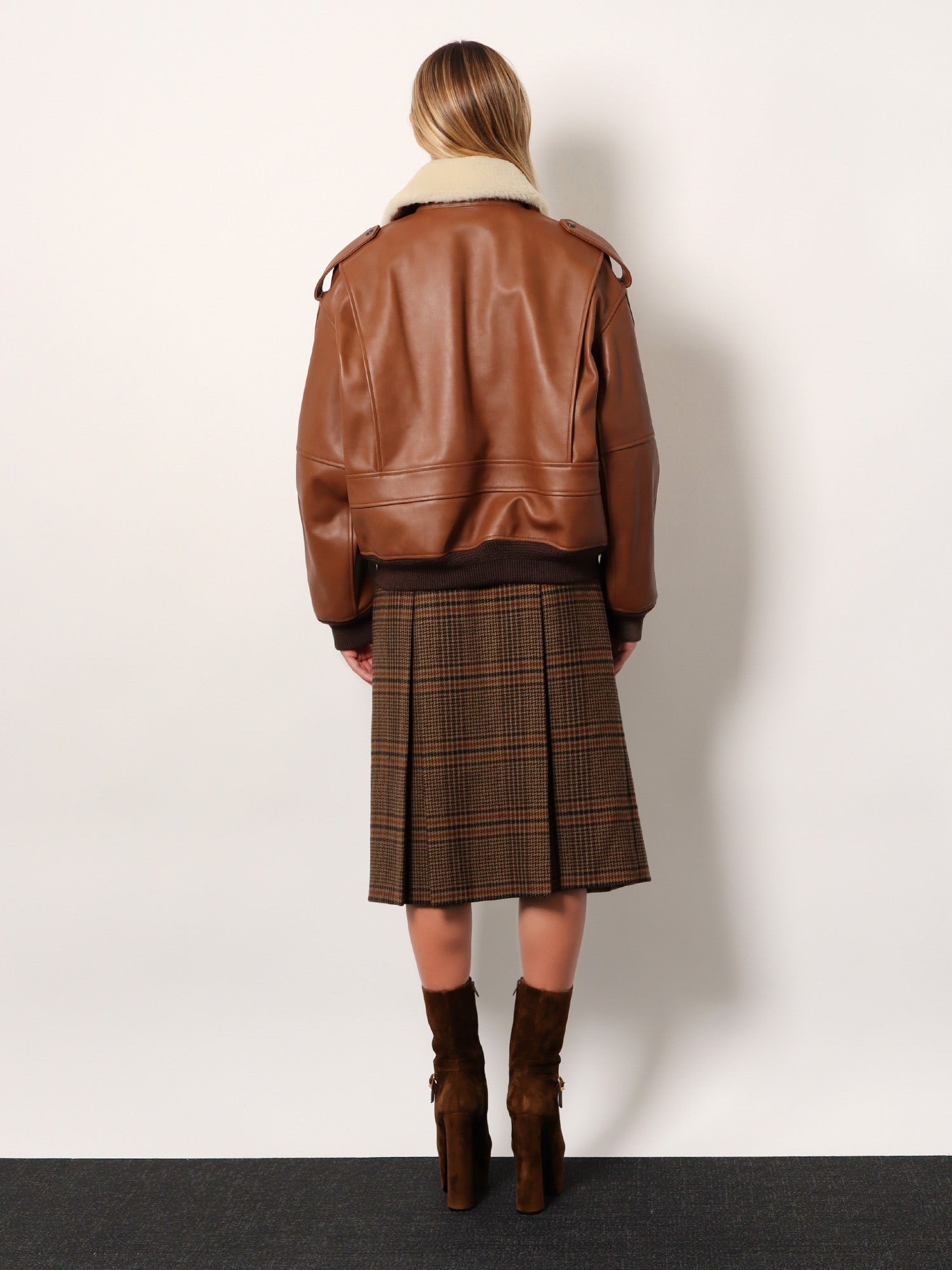 Leather Bomber Jacket With Shearling Collar - 3