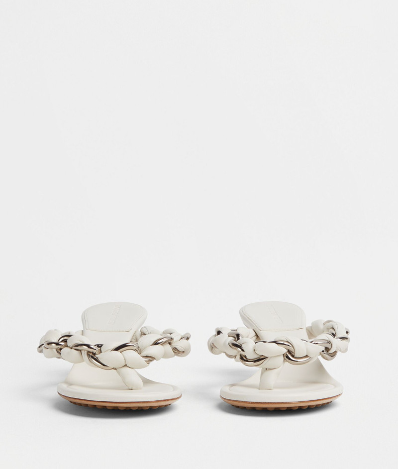 Bottega Veneta dot outlook