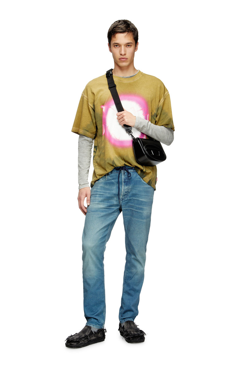 Diesel REGULAR 2030 D-KROOLEY JOGGJEANS® 068PC outlook