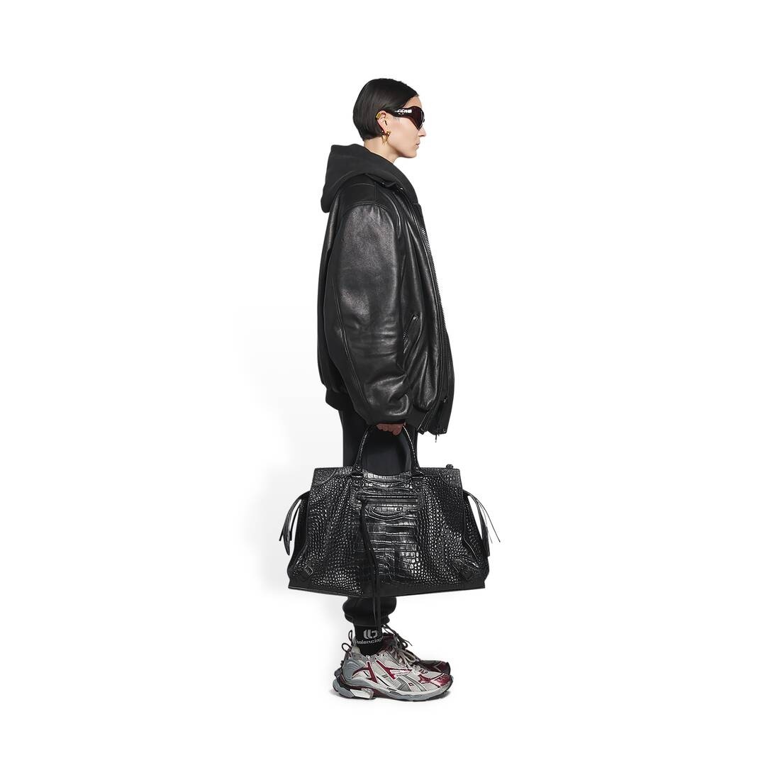 Sporty B Taxi Blouson in Black - 4