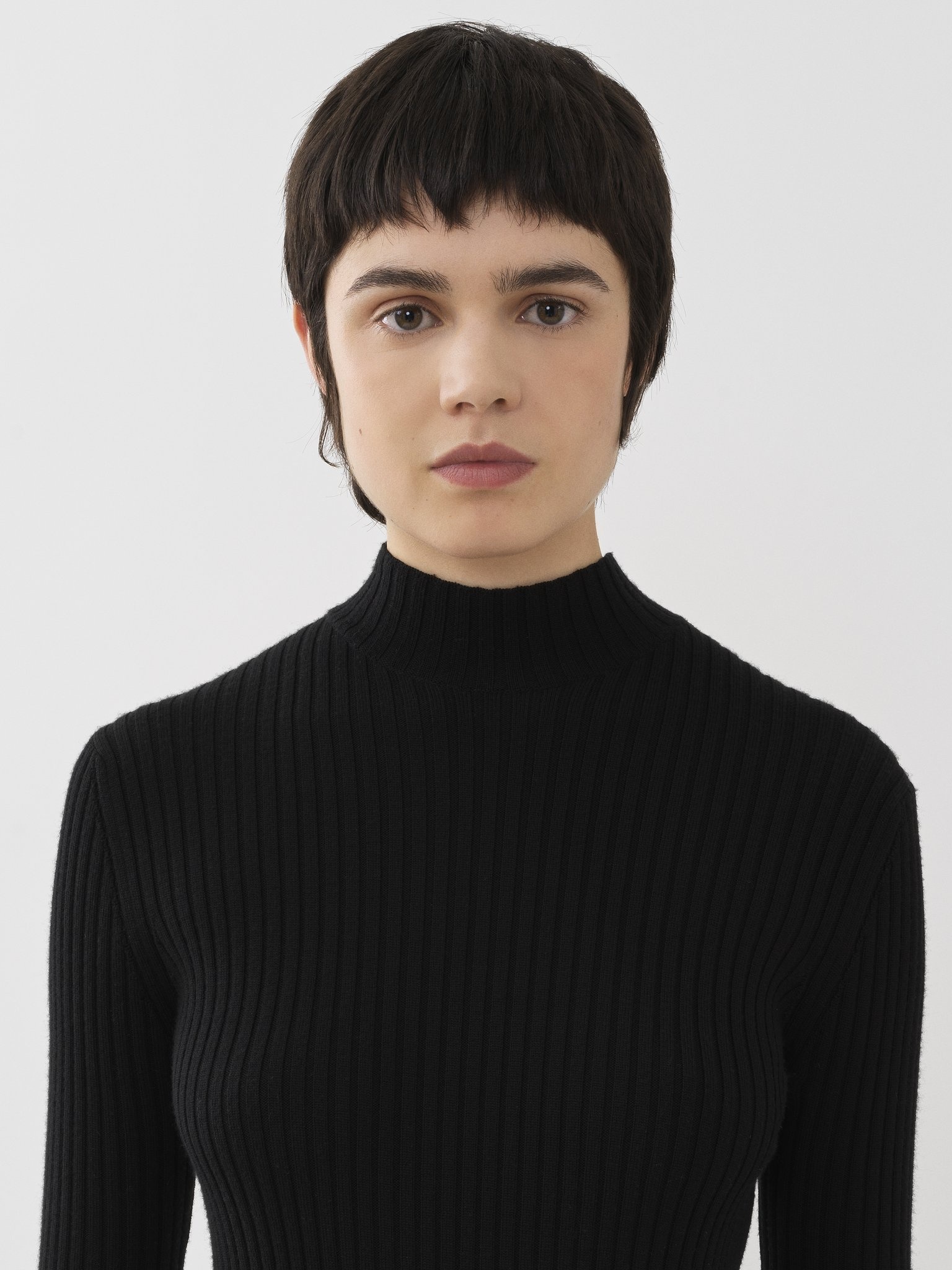 FITTED MOCK-NECK SWEATER - 7