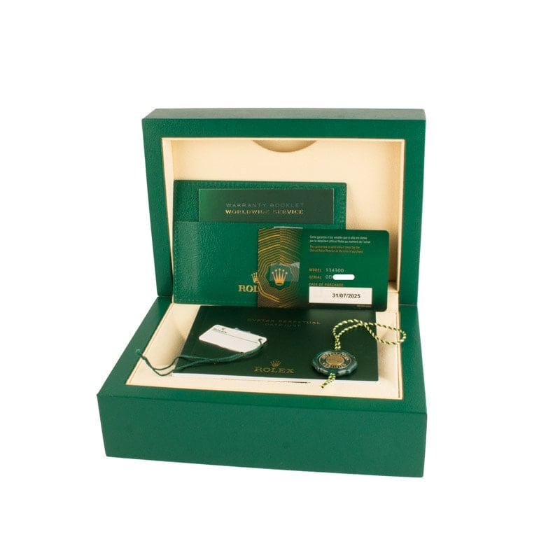 Rolex Oyster Perpetual 41 134300 Green Dial - 4