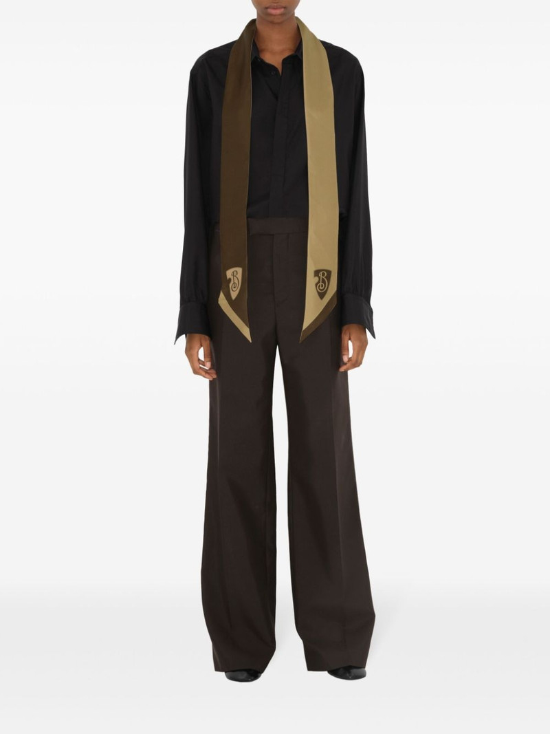 reversible B Shield scarf 3