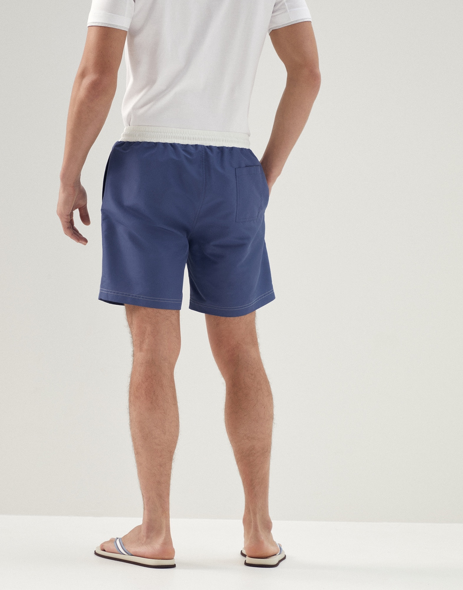 Swim shorts with contrast details - 2