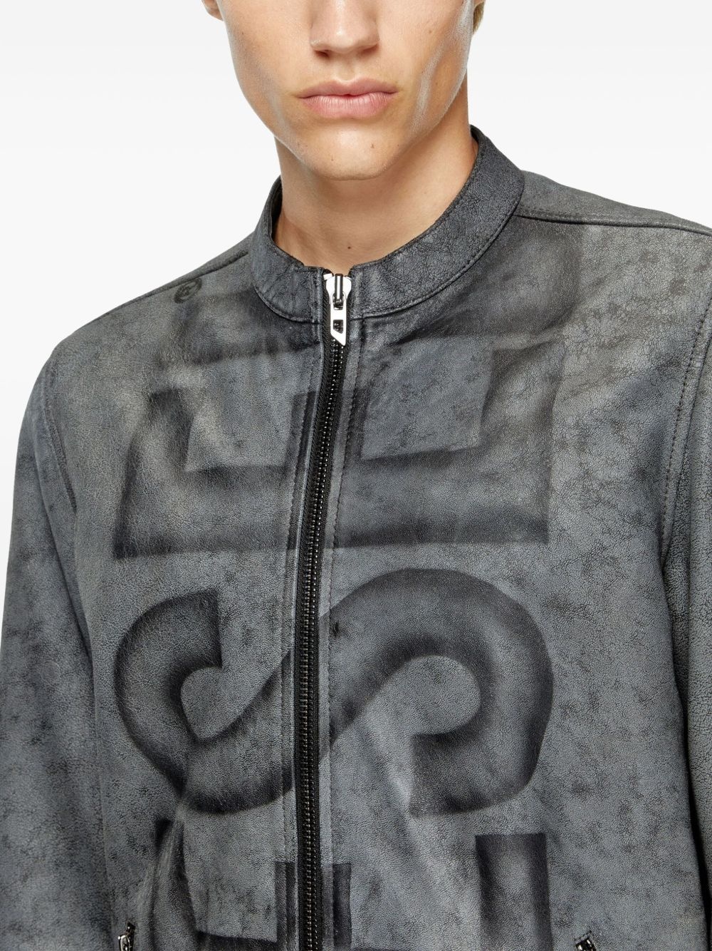 L-Evert-A logo-print leather jacket - 5