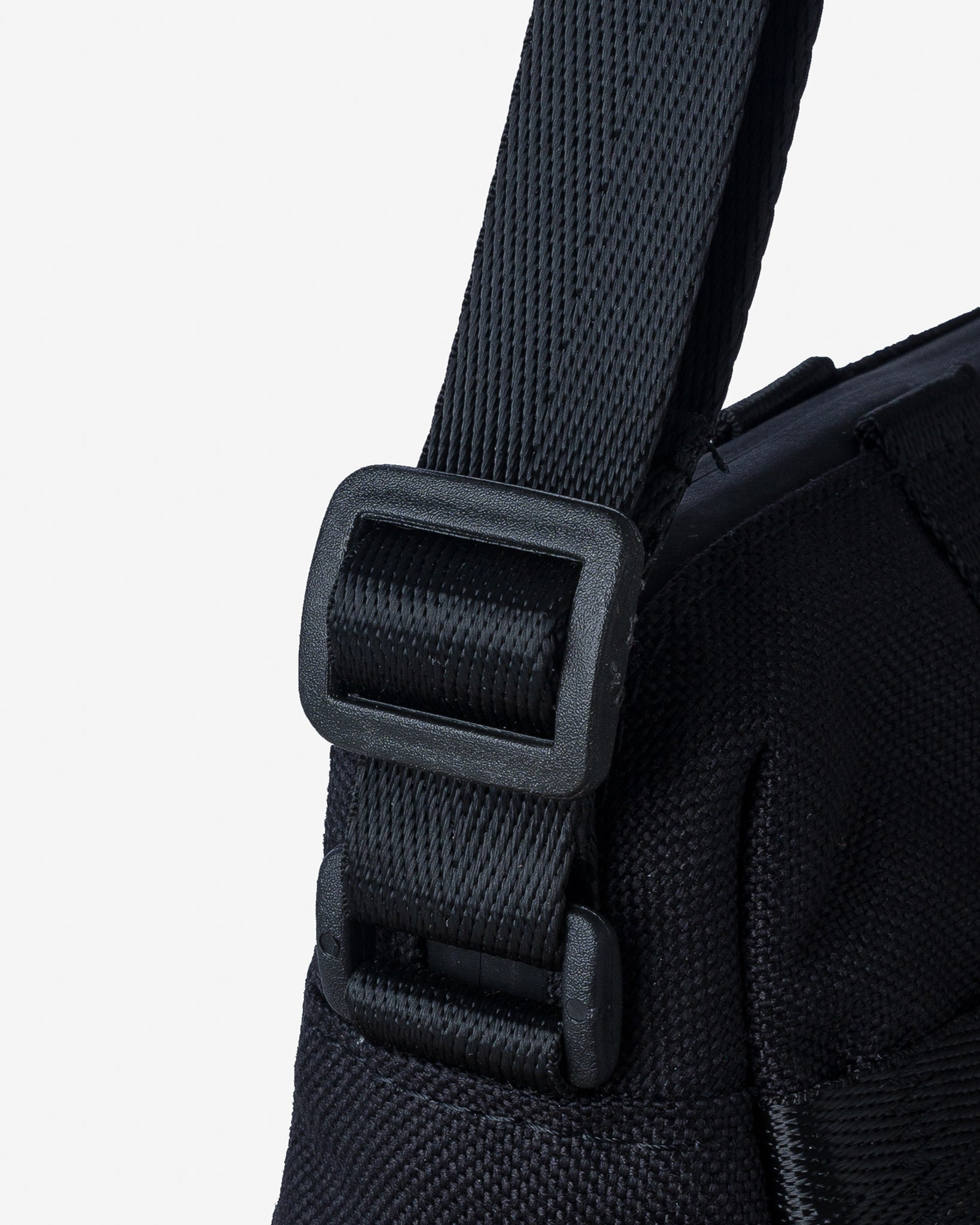 OGL-ORI-SLING OGL Originale Tech Material Sling Bag - Black - 5