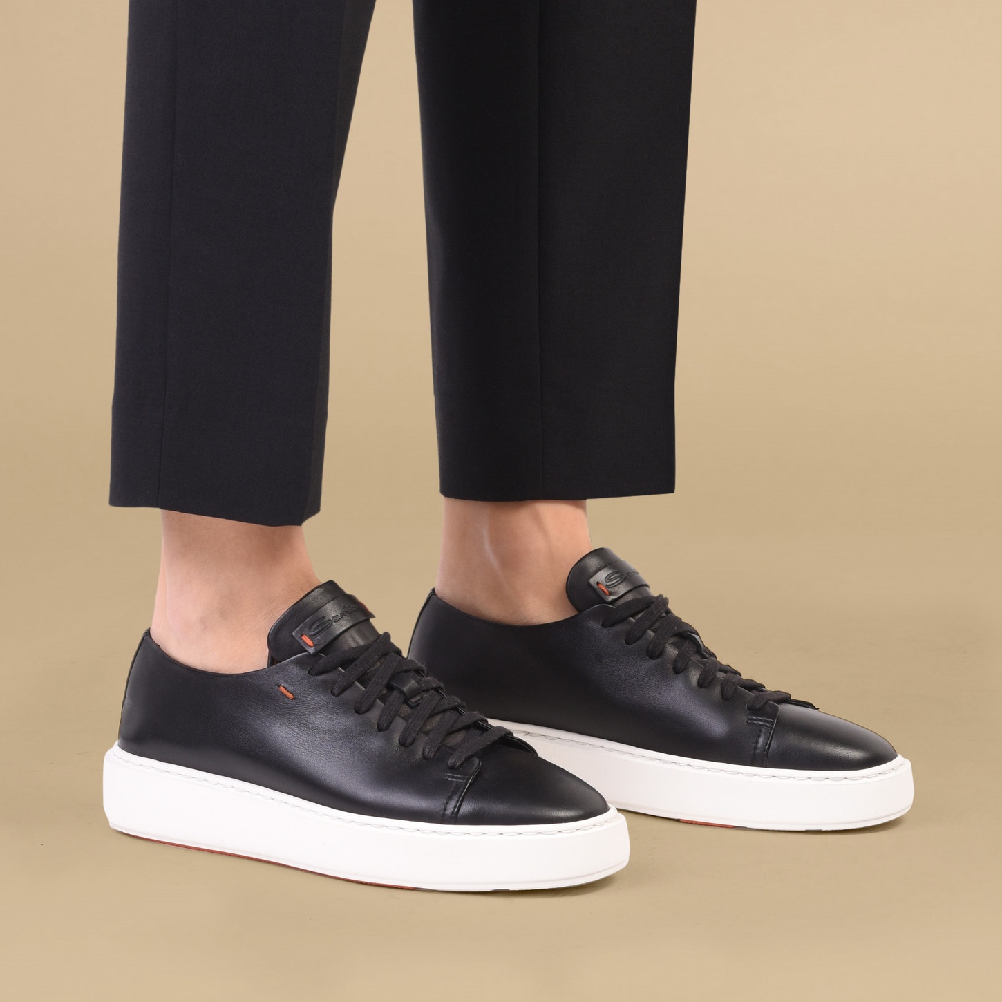 Women’s black leather sneaker - 2