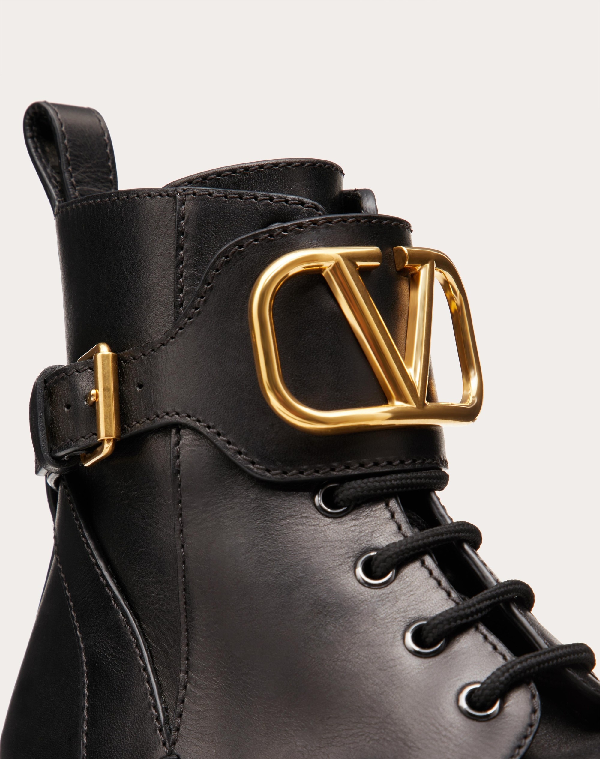 VLOGO SIGNATURE CALFSKIN COMBAT BOOT 35MM / .8 IN. - 5