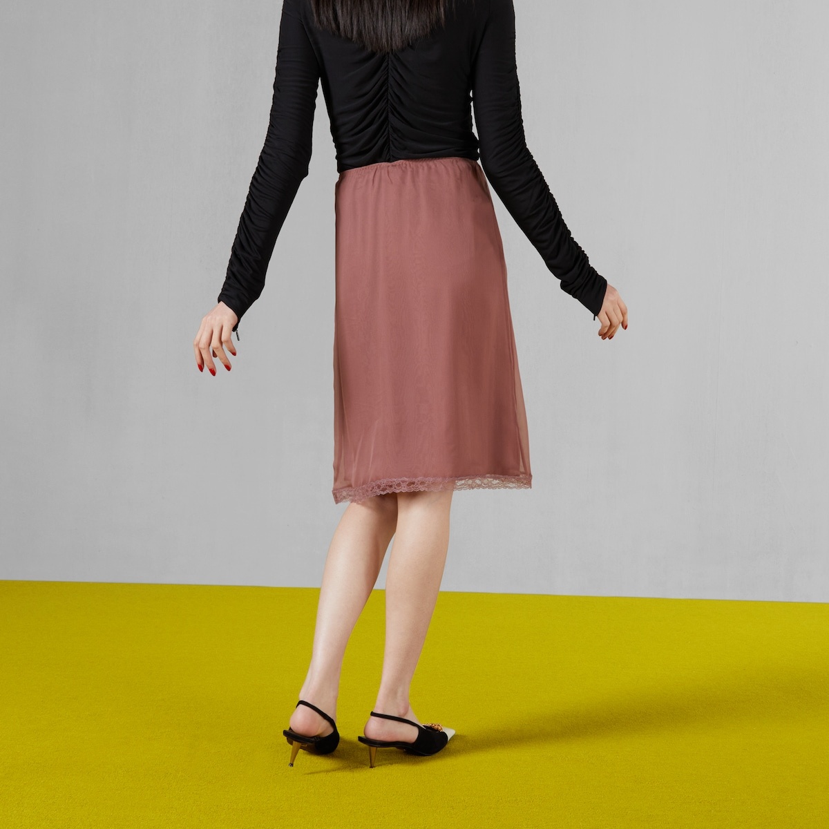 スカート GUCCI SILK CHIFFON SKIRT WITH LACE TRIM GUCCI Silk chiffon skirt with lace trim | REVERSIBLE