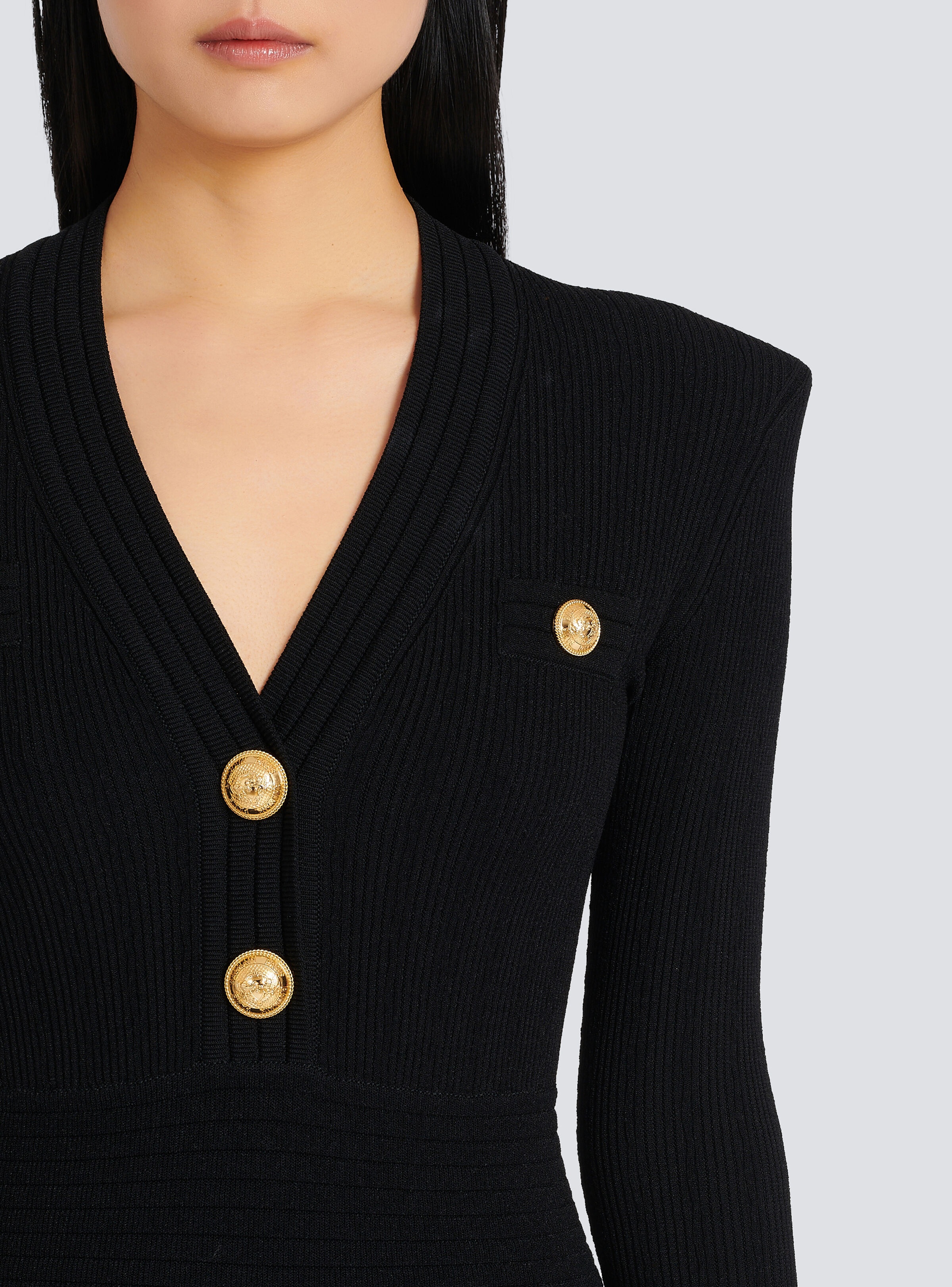 Short knitted dress with gold buttons - 7