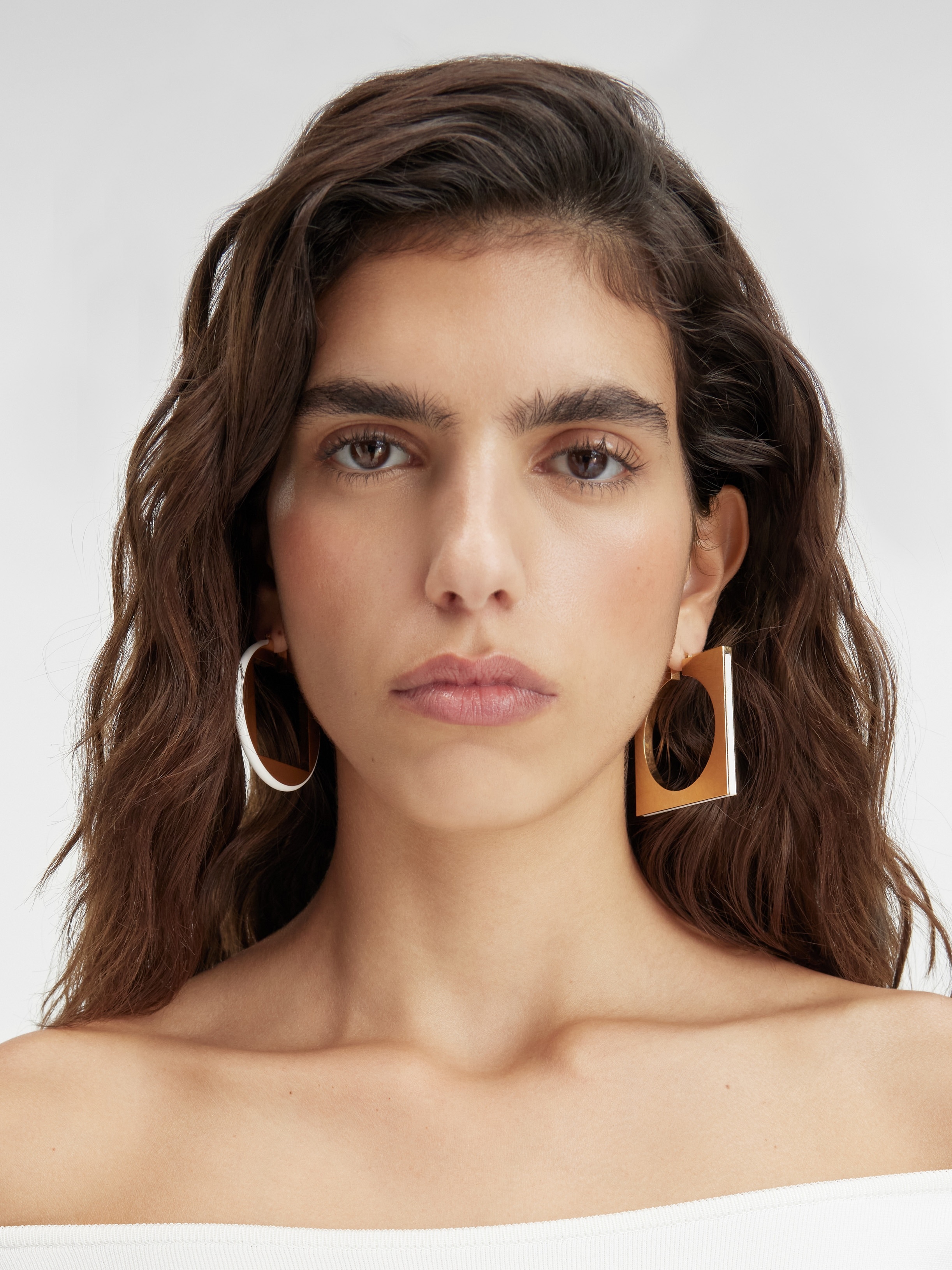 JACQUEMUS Les créoles rond carré | REVERSIBLE
