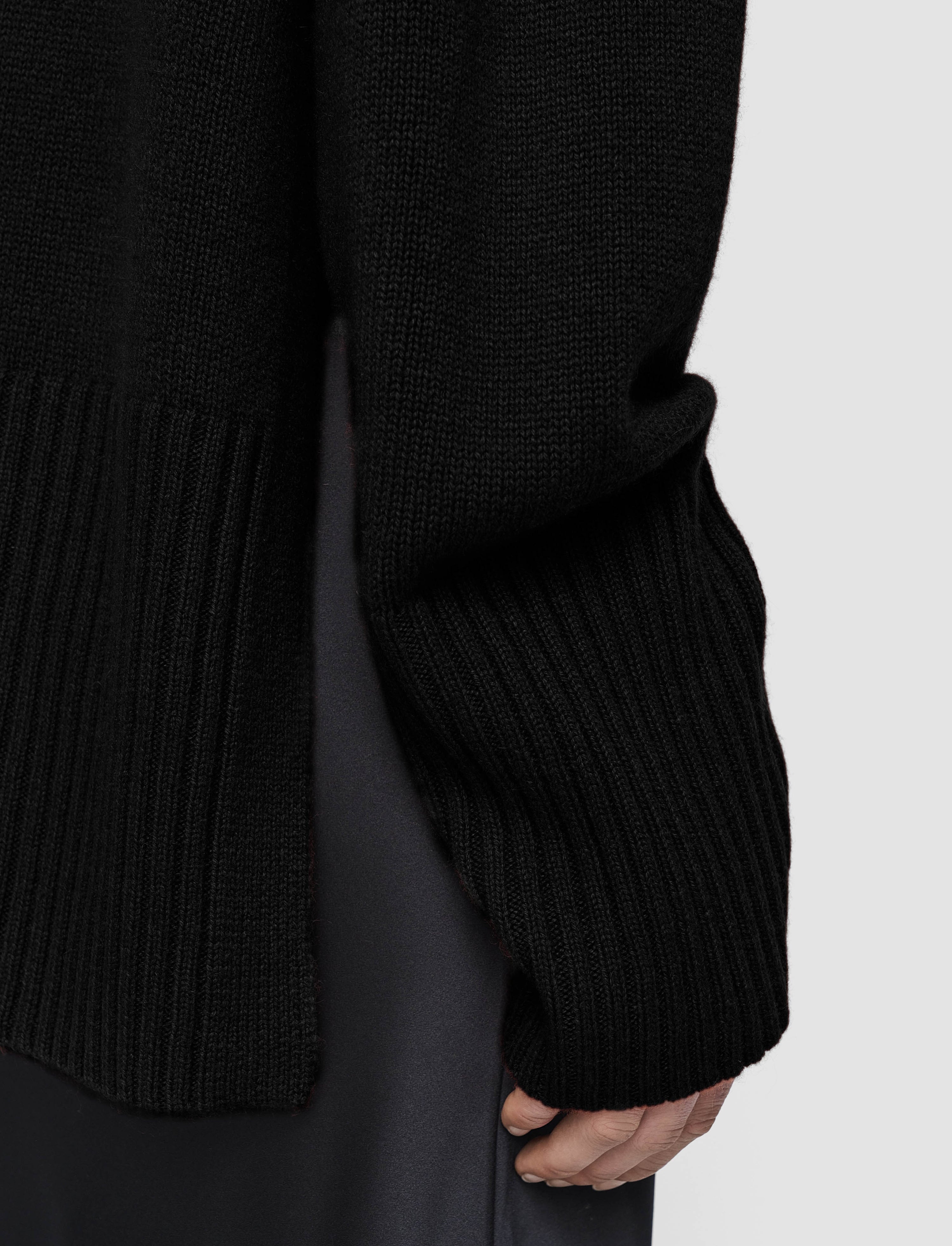 Luxe Cashmere V Neck Jumper - 6