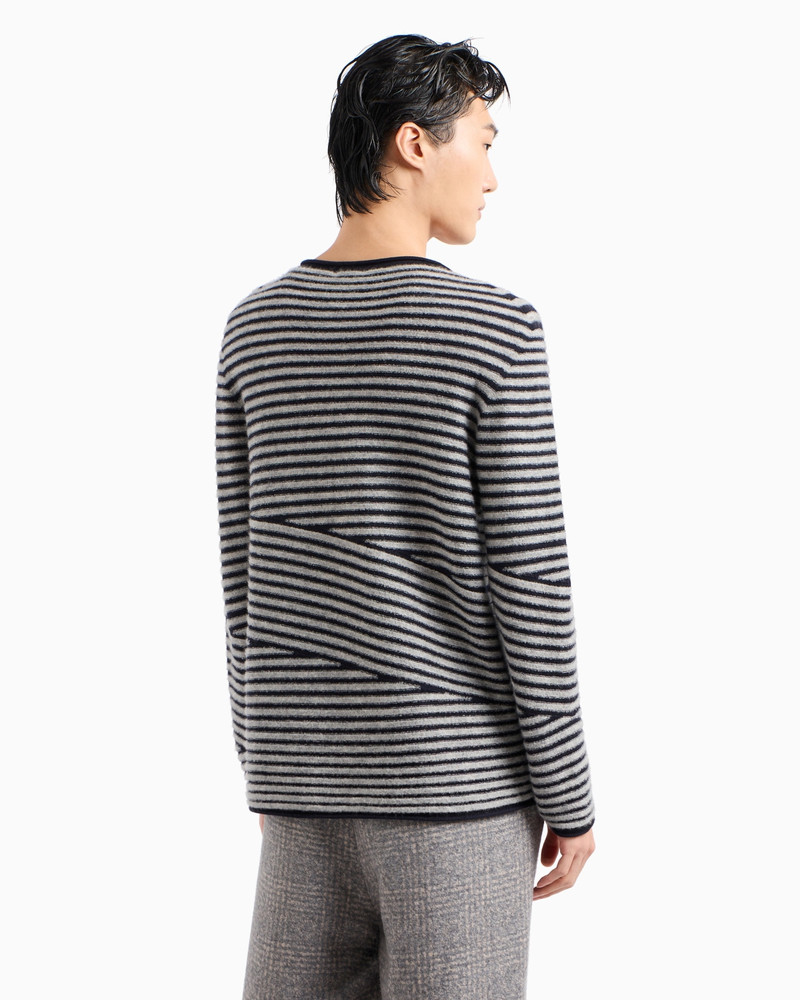 Crew-neck jumper in virgin wool, cashmere and bouclé silk 3