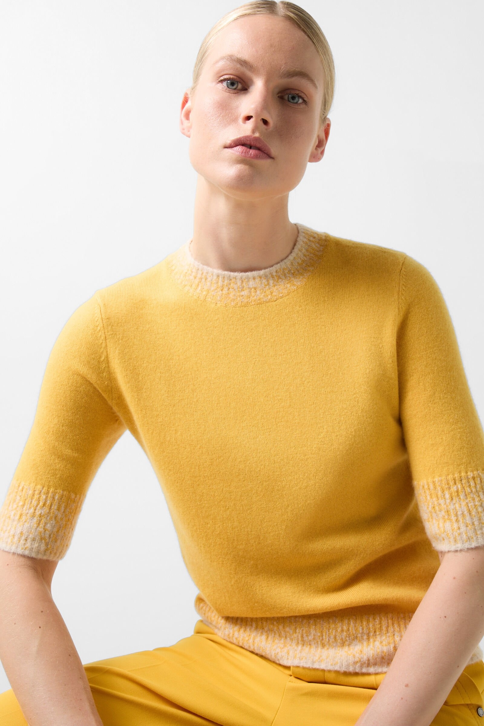 Luise knitted top in Mustard yellow - 4