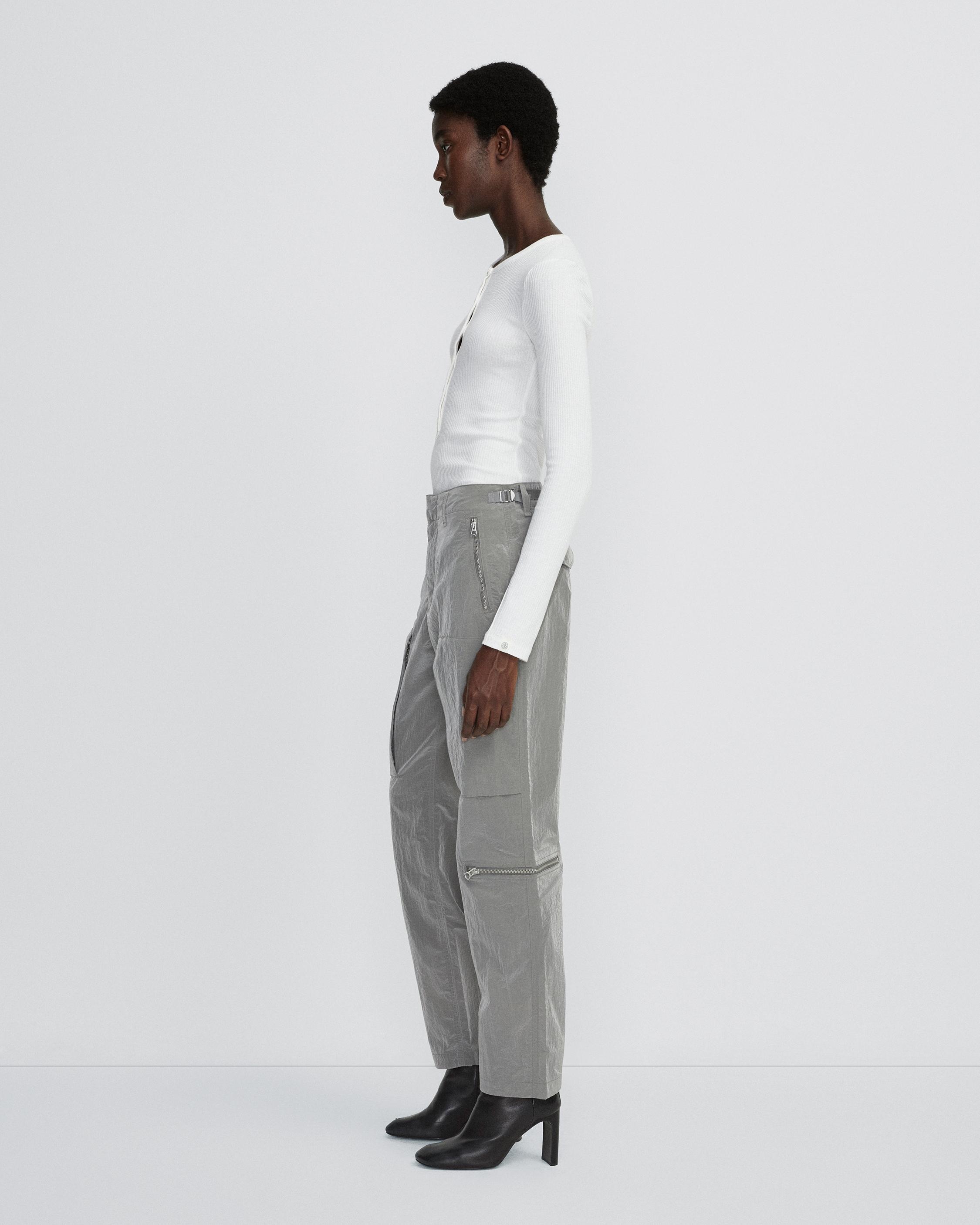 Kai Flight Pant
Nylon Pant - 3
