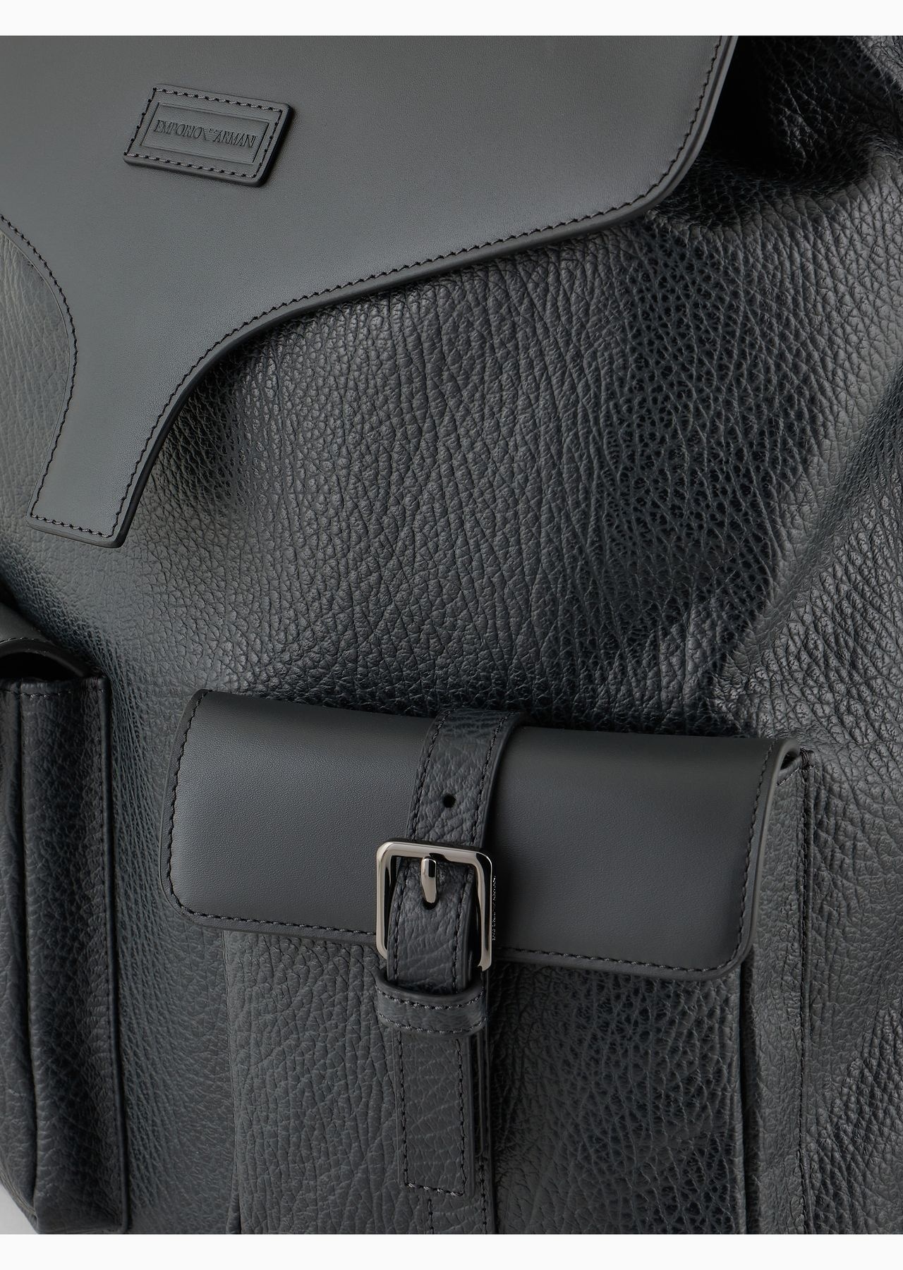 Pebbled-leather backpack with smooth leather details - 5