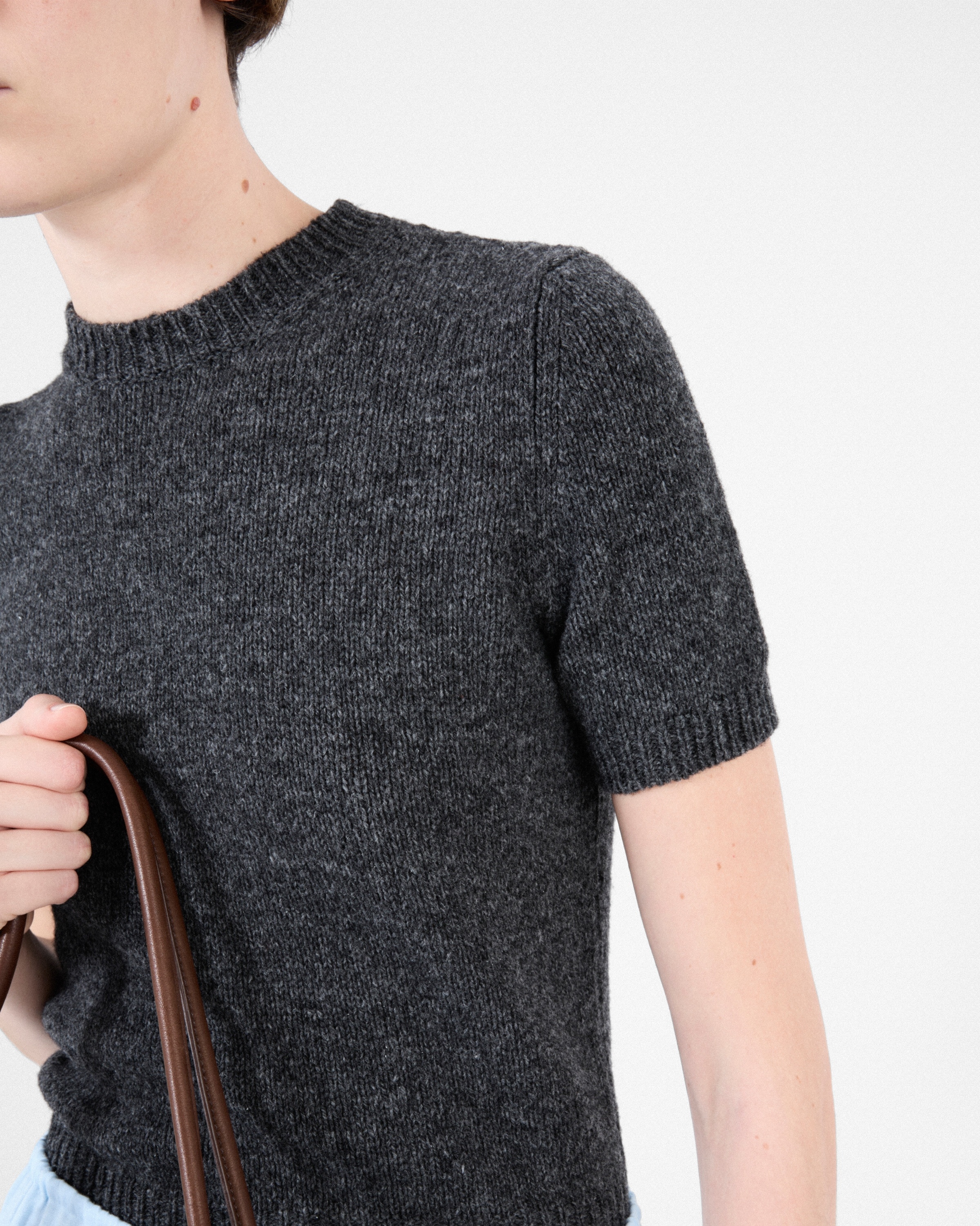 Short-sleeved cashmere sweater - 4