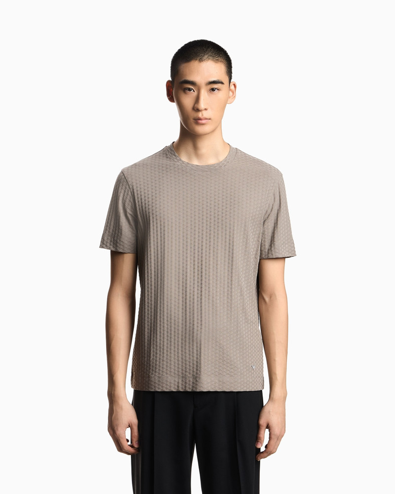 EMPORIO ARMANI ASV US EXCLUSIVE JACQUARD JERSEY T-SHIRT outlook