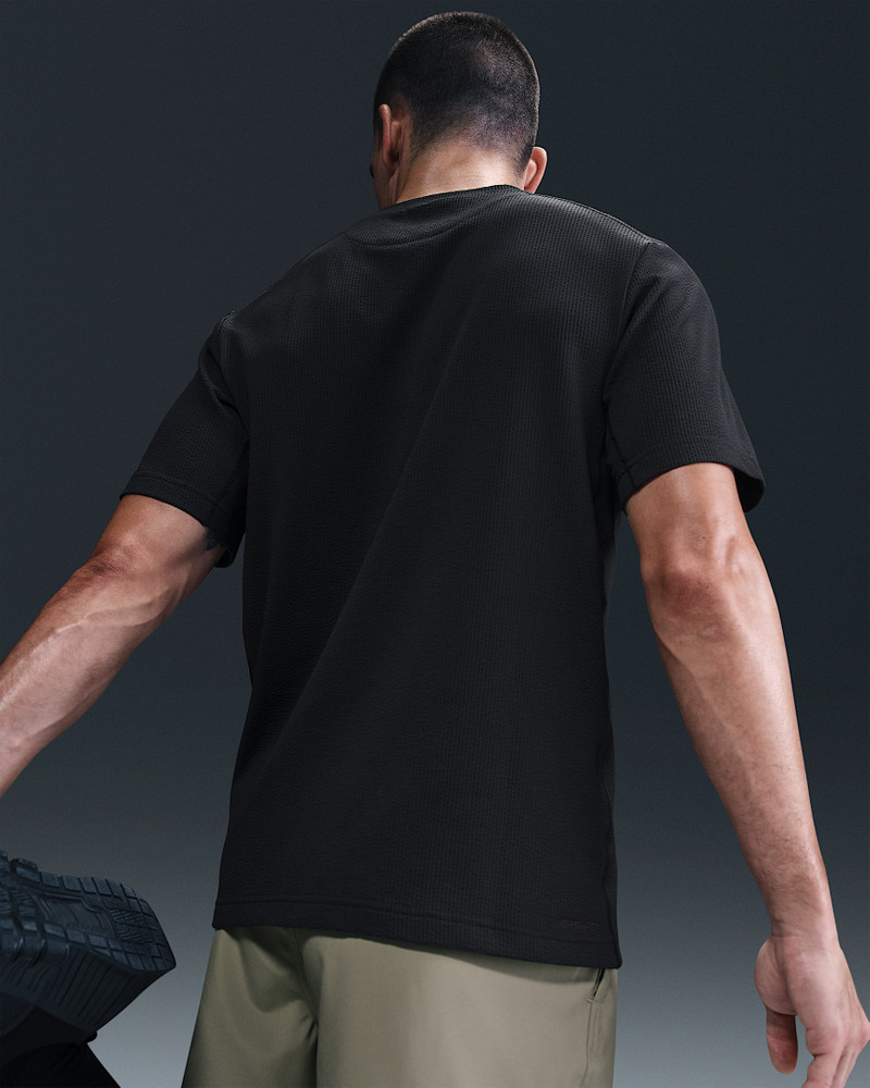 Nike Nike Primary Men's Dri-FIT Short-Sleeve Versatile Top outlook