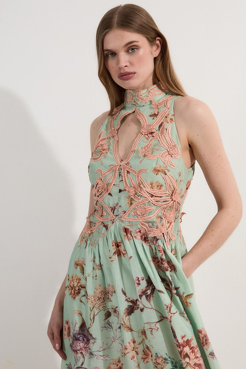 Floral Applique Lace Maxi Dress 3