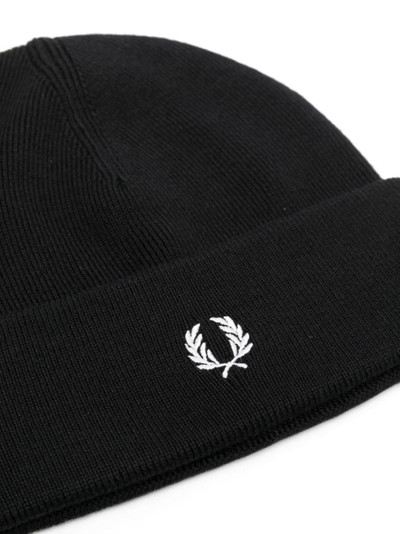 Fred Perry logo-embroidered knitted beanie outlook
