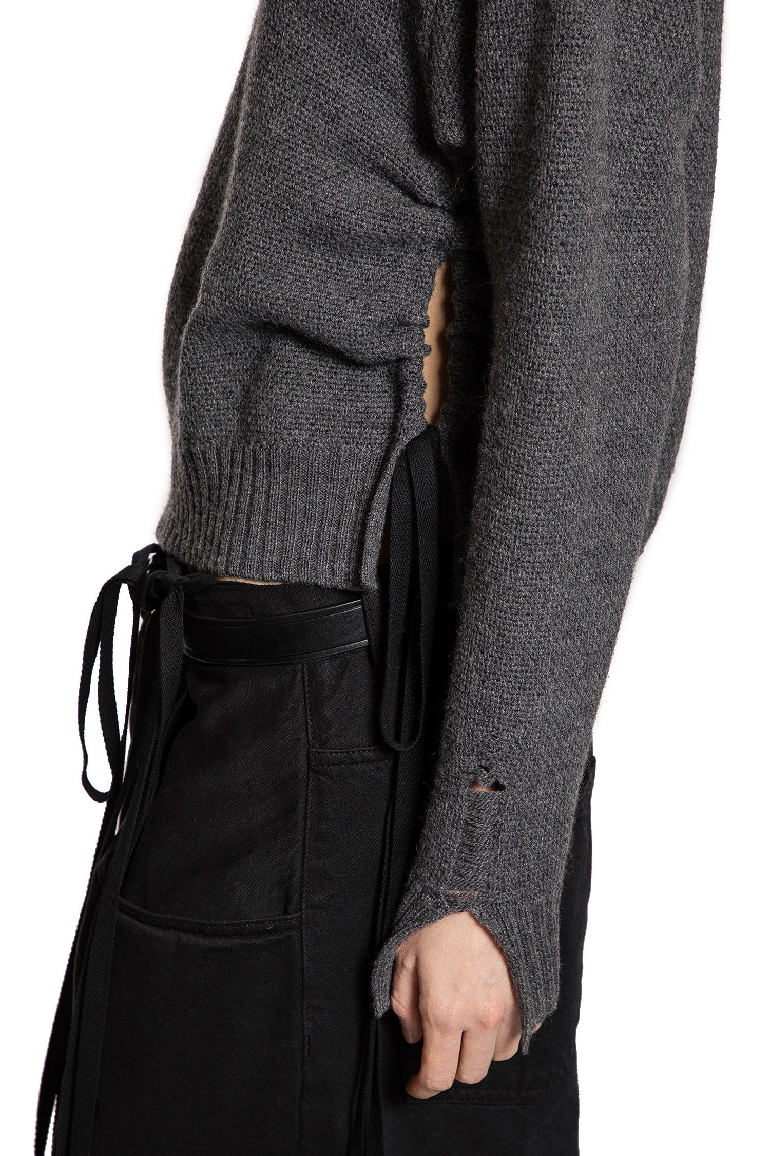 Gabriela-Destroyed-Seed-Stitch-Sweater - 4
