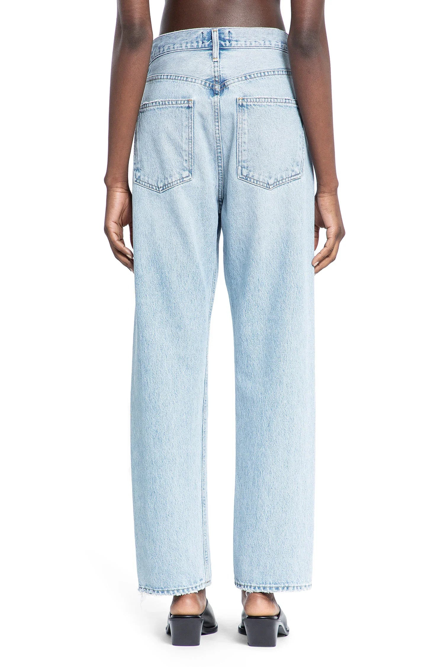 90S-Mid-Rise-Loose-Fit-Jeans - 3