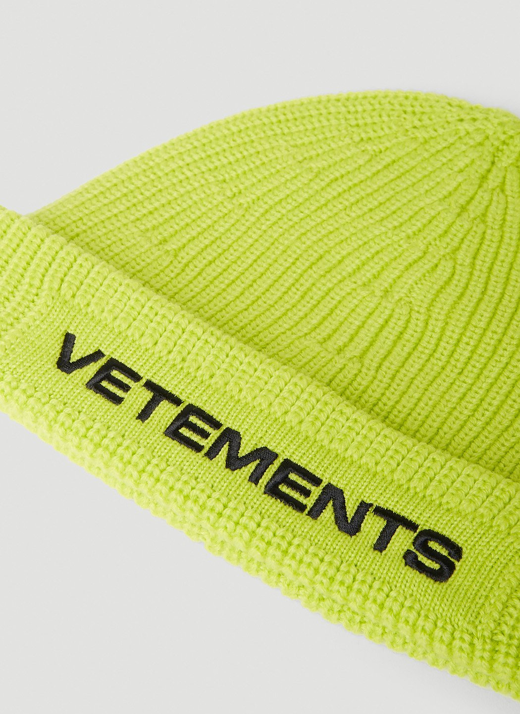 Vetements Women Logo Beanie Hat - 4
