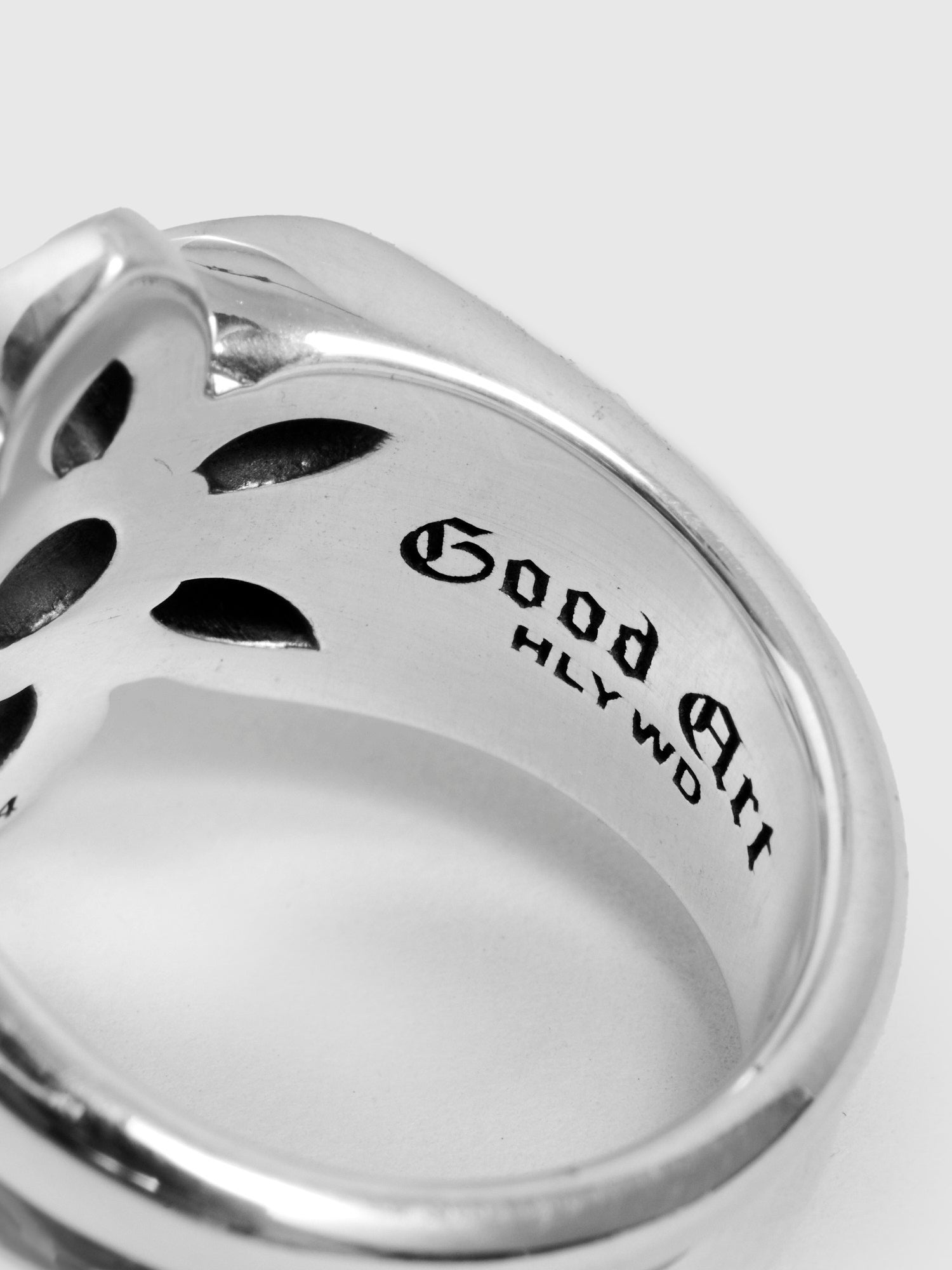 Model 28 Ring Medium in Sterling Silver - 4