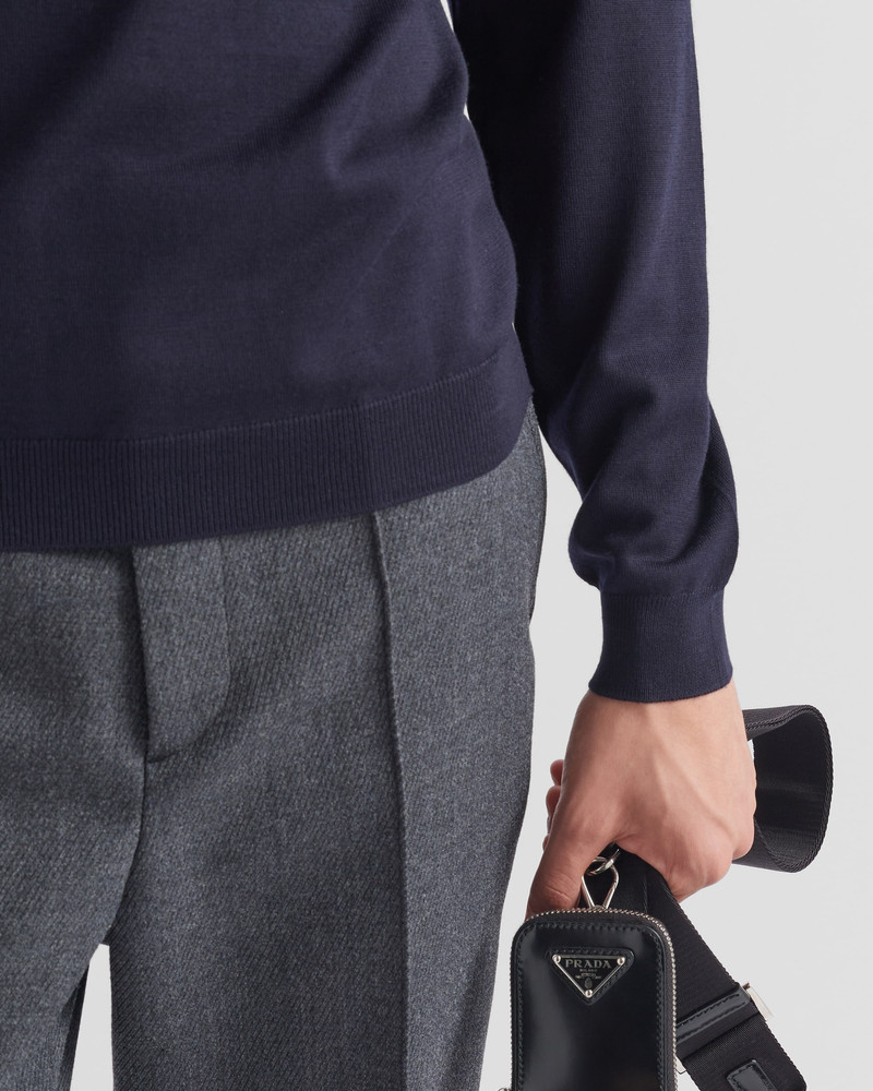 Worsted wool turtleneck sweater 4