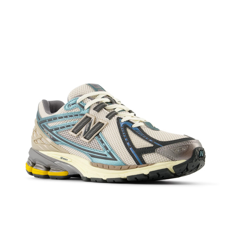 New Balance 1906R outlook