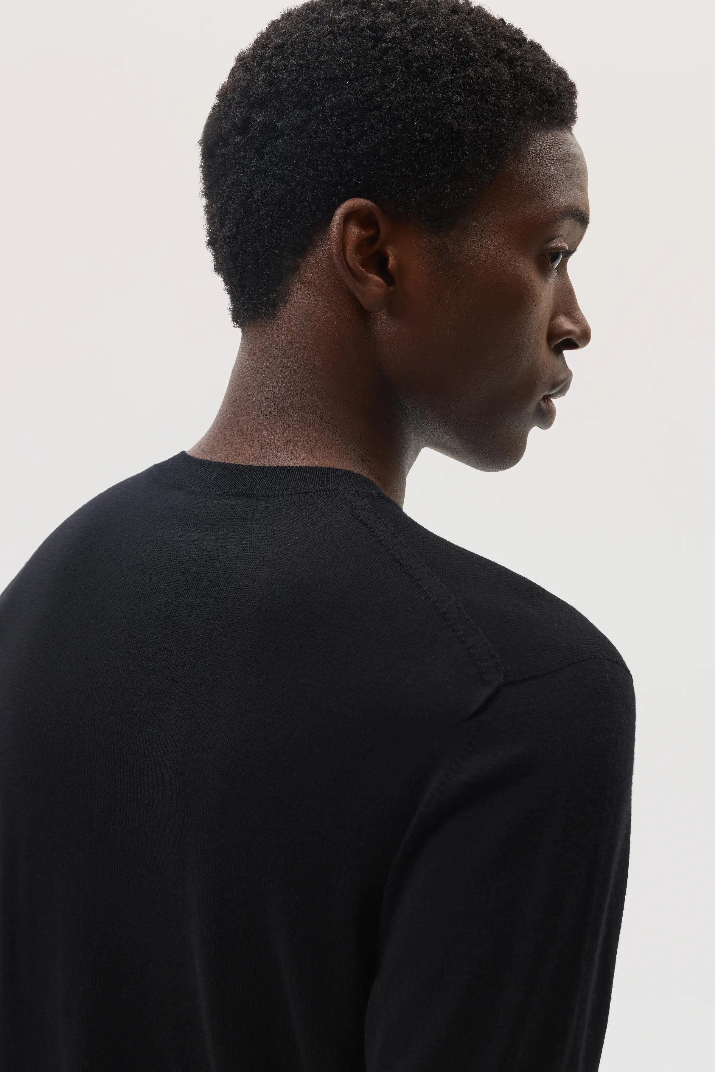 Merino Round Neck Black Jumper - 4