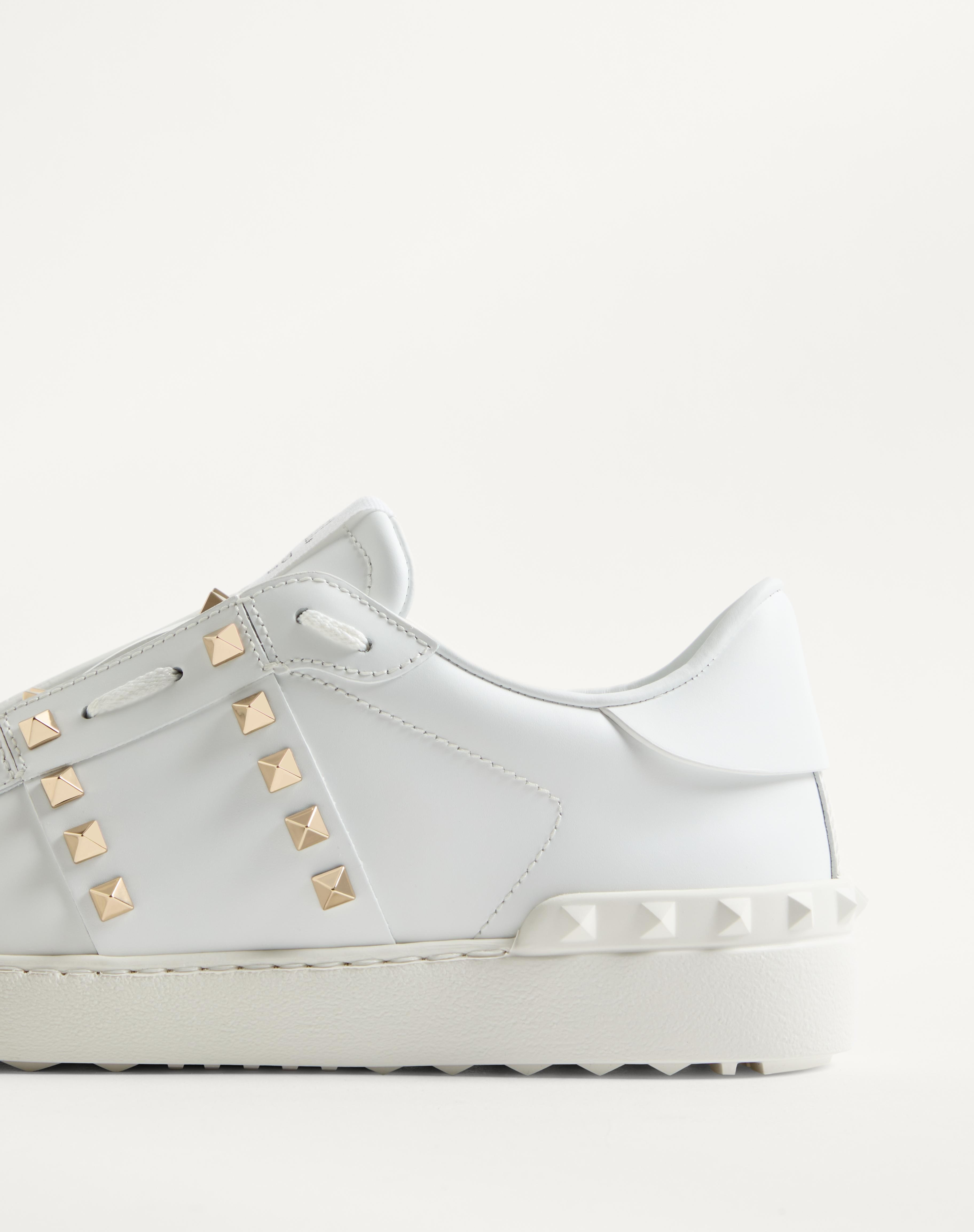 CALFSKIN ROCKSTUD UNTITLED SNEAKER - 8