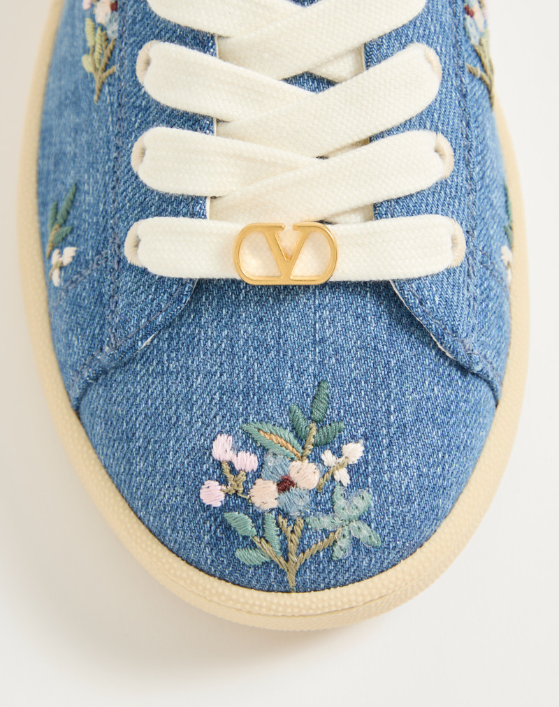 Valentino ROYCO DENIM TRAINER WITH FLORAL EMBROIDERY outlook