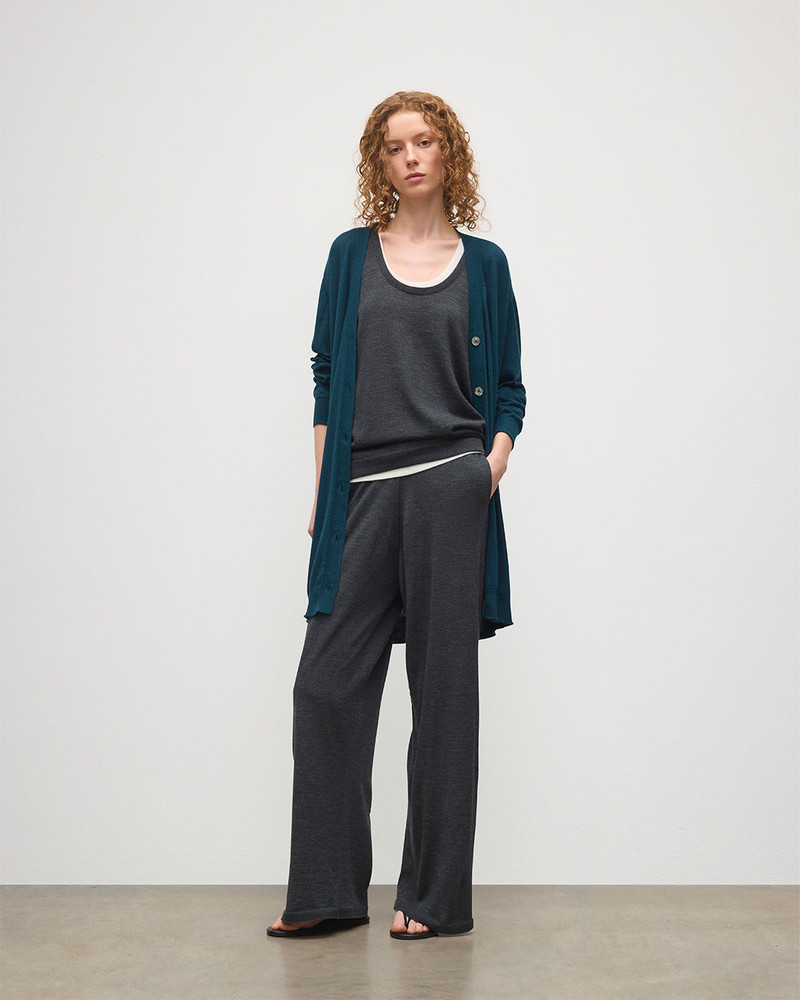 Johnstons of Elgin Elise Bottle Green Long Superfine Cashmere Cardigan outlook