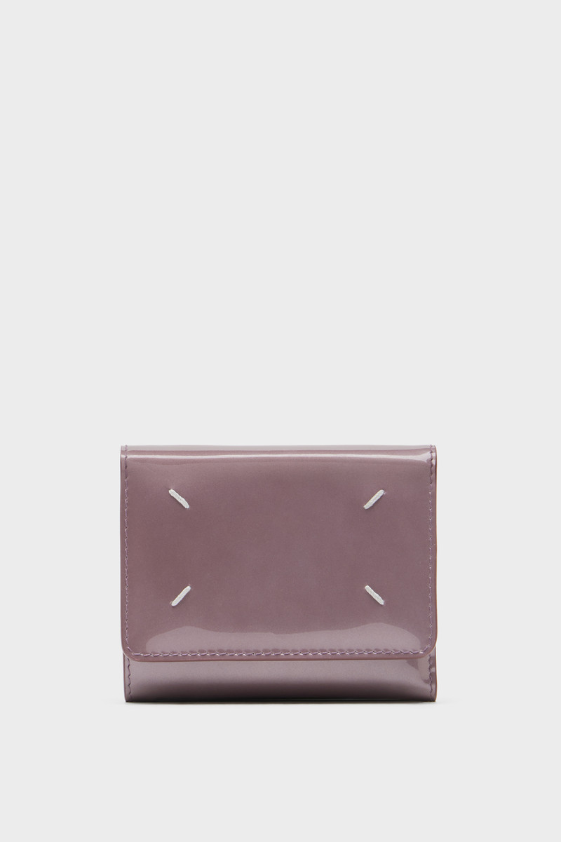 Four stitches wallet 1