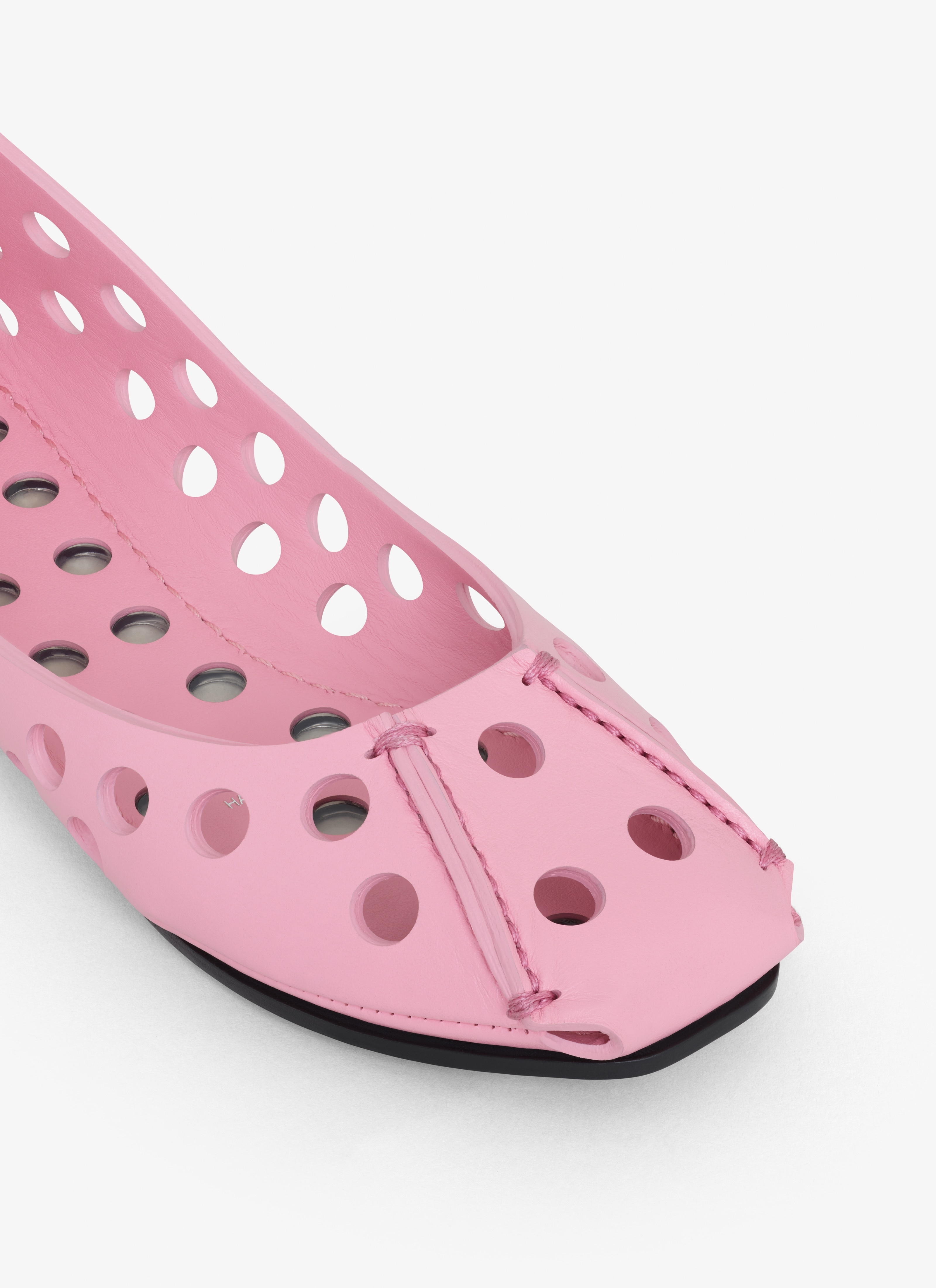 PERFO BALLET FLATS IN CALFSKIN - 4