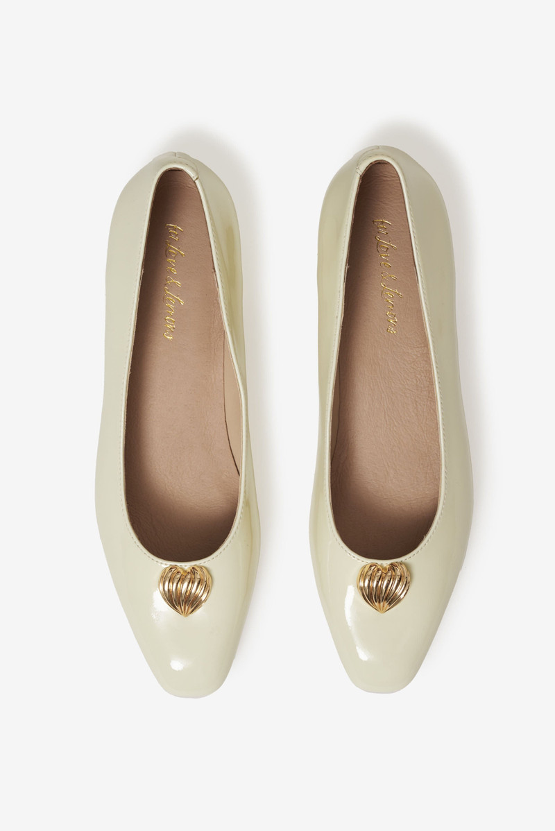 Edie Flat 4