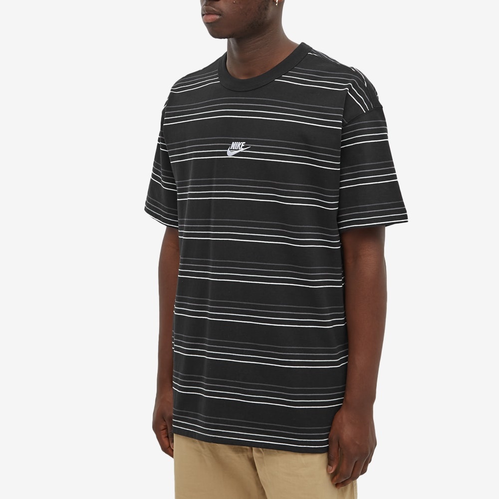 Nike Premium Stripe Tee - 3