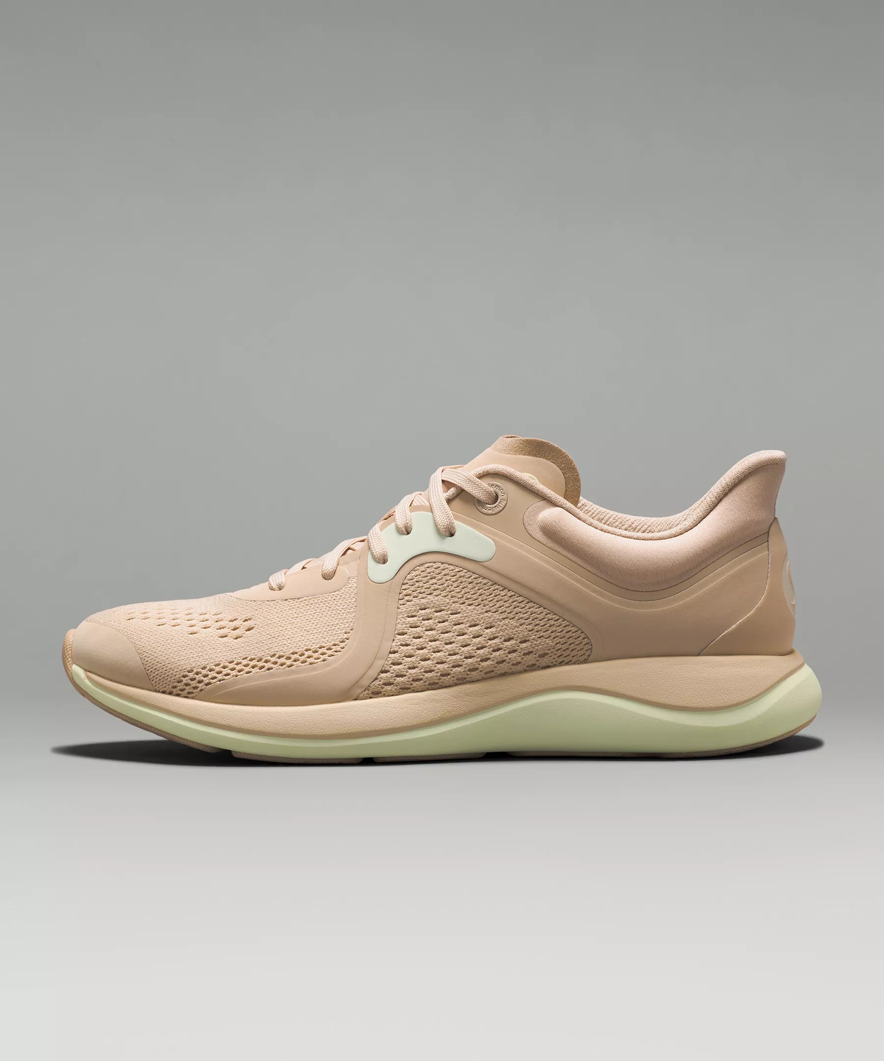 Chargefeel Low Women's Workout Shoe - 4