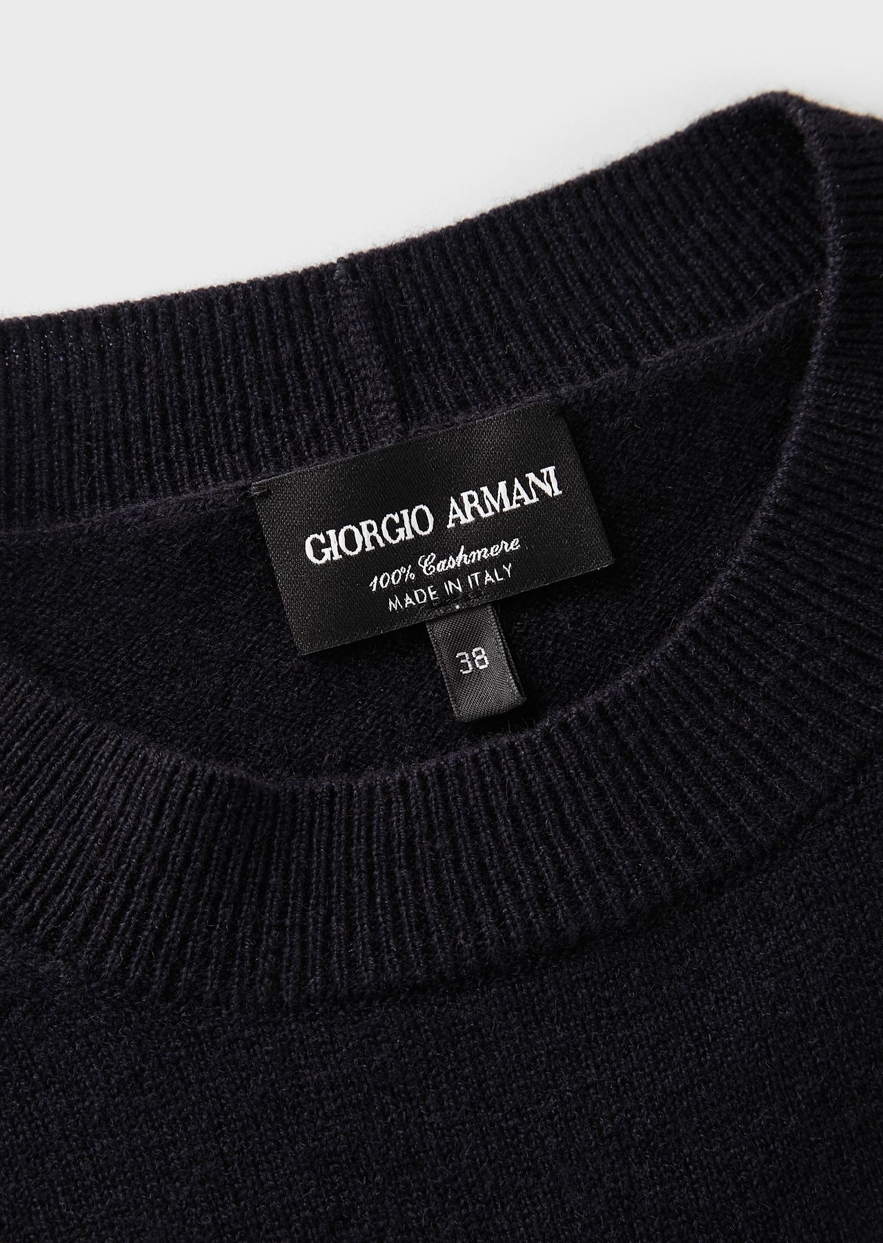A cashmere sweater with ribbed profiles - 5