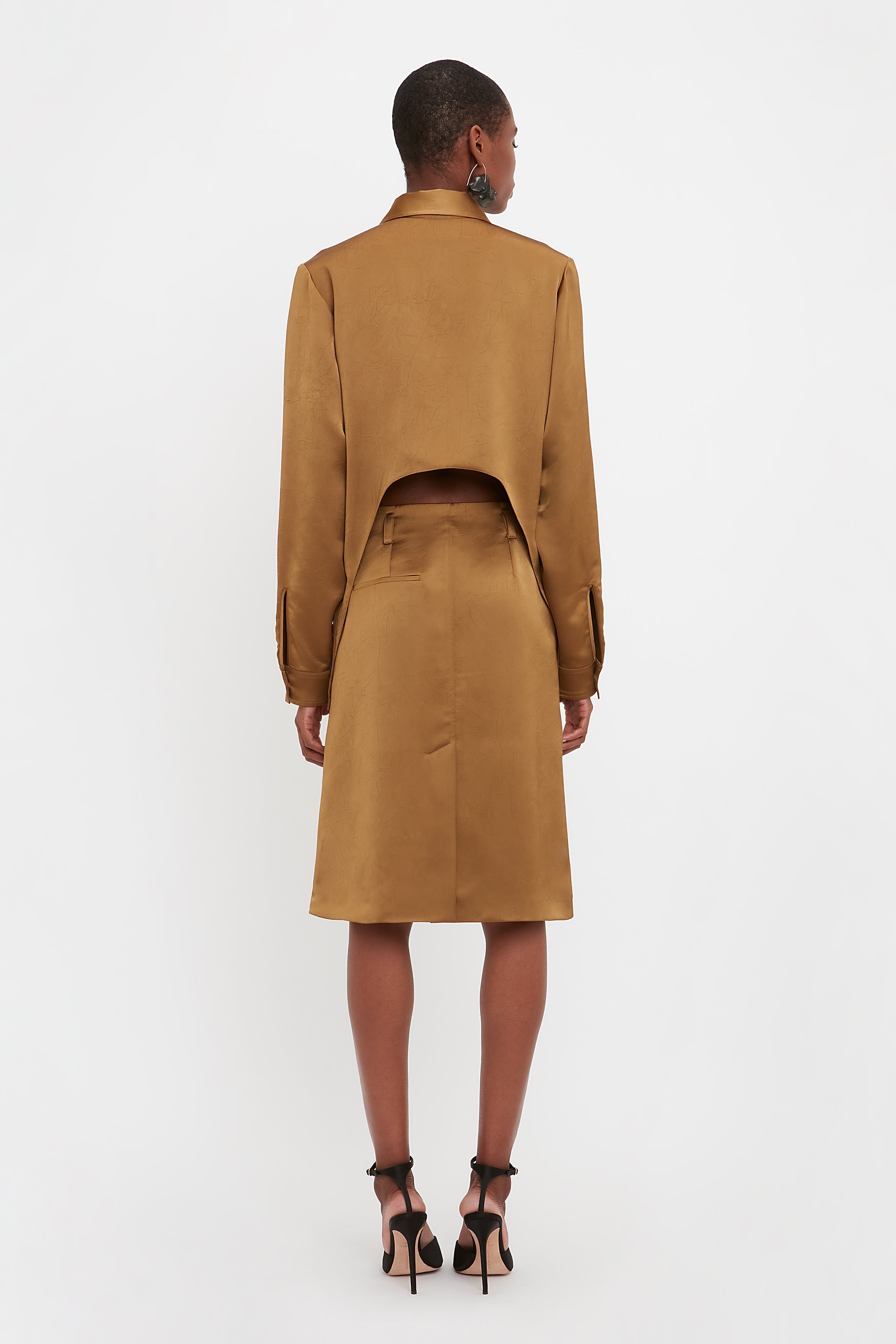 Backless Patch Pocket Shirt In Tawny Brown - 8