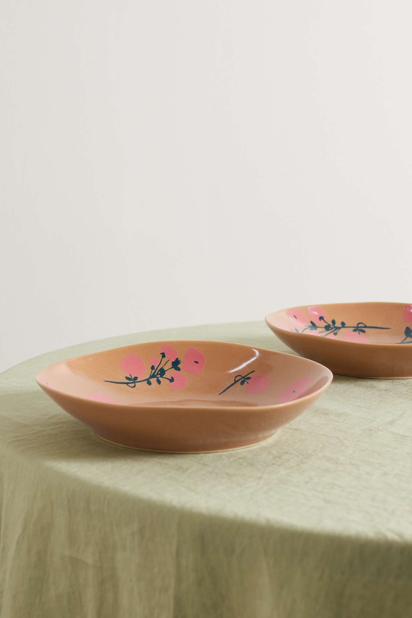 Set of two 22cm ceramic pasta bowls - 3