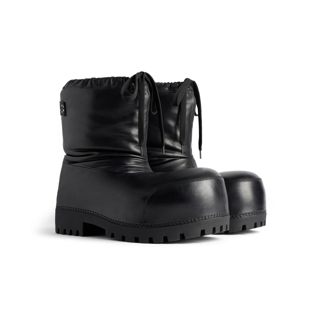 Women's Skiwear - Alaska Low Boot in Black - 2