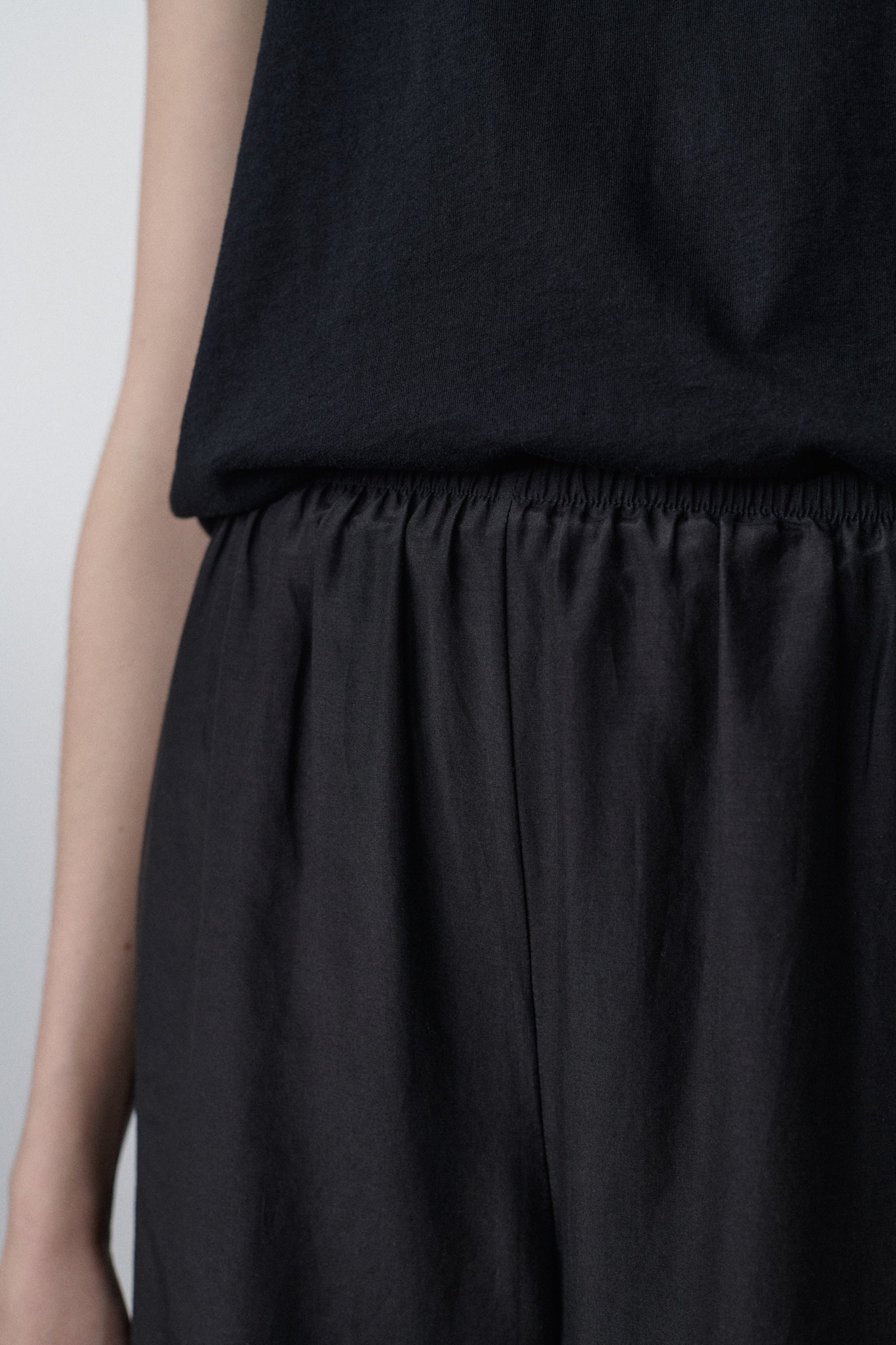 パンツ [The Row] Gala Pant in Virgin Wool Gala virgin wool wide-leg pants in black - The Row | Mytheresa