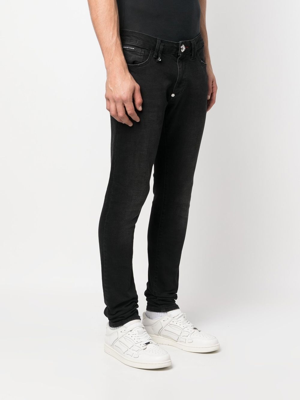 logo-plaque slim-leg jeans - 3