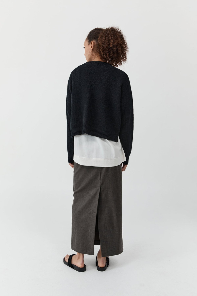 Cropped Sweater - Black 5