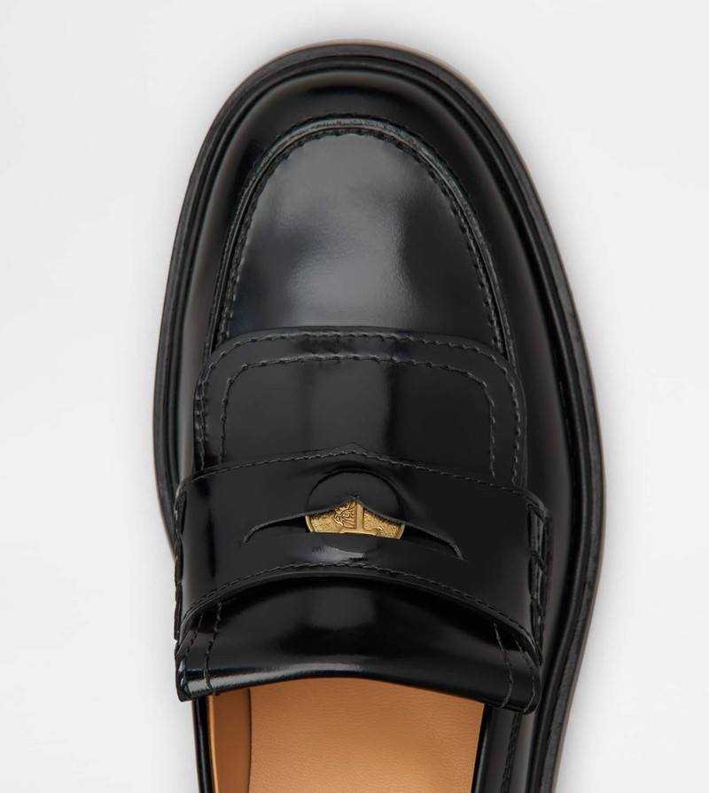 LOAFERS IN LEATHER - BLACK 4