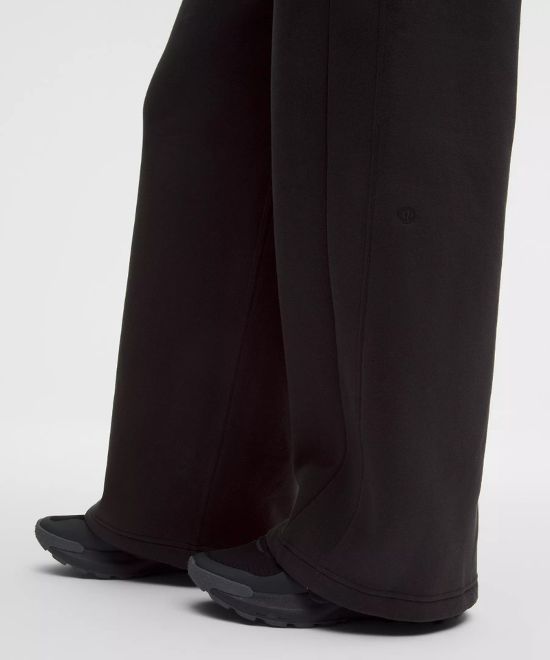 Scuba Mid-Rise Wide-Leg Pant *Regular 7